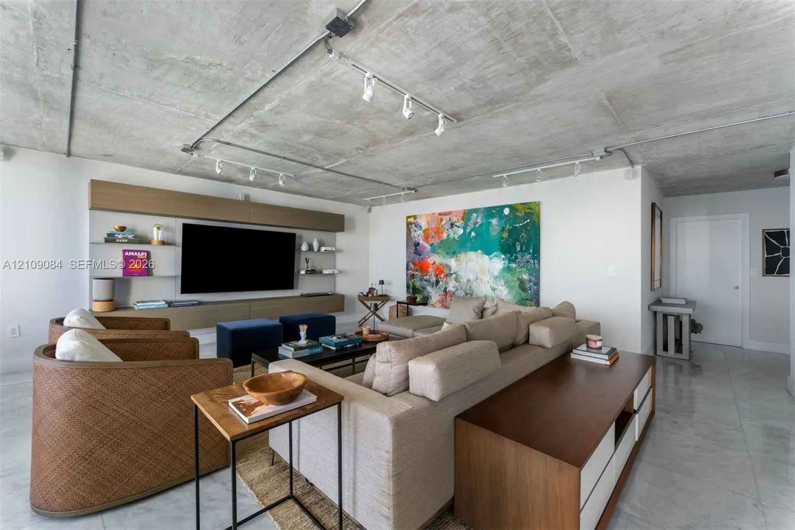 881 Ocean Drive #23C