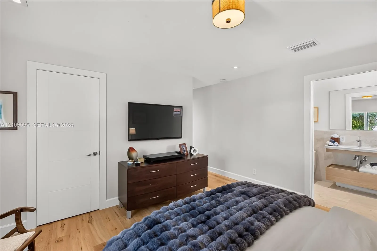 1370 NE 103rd Street