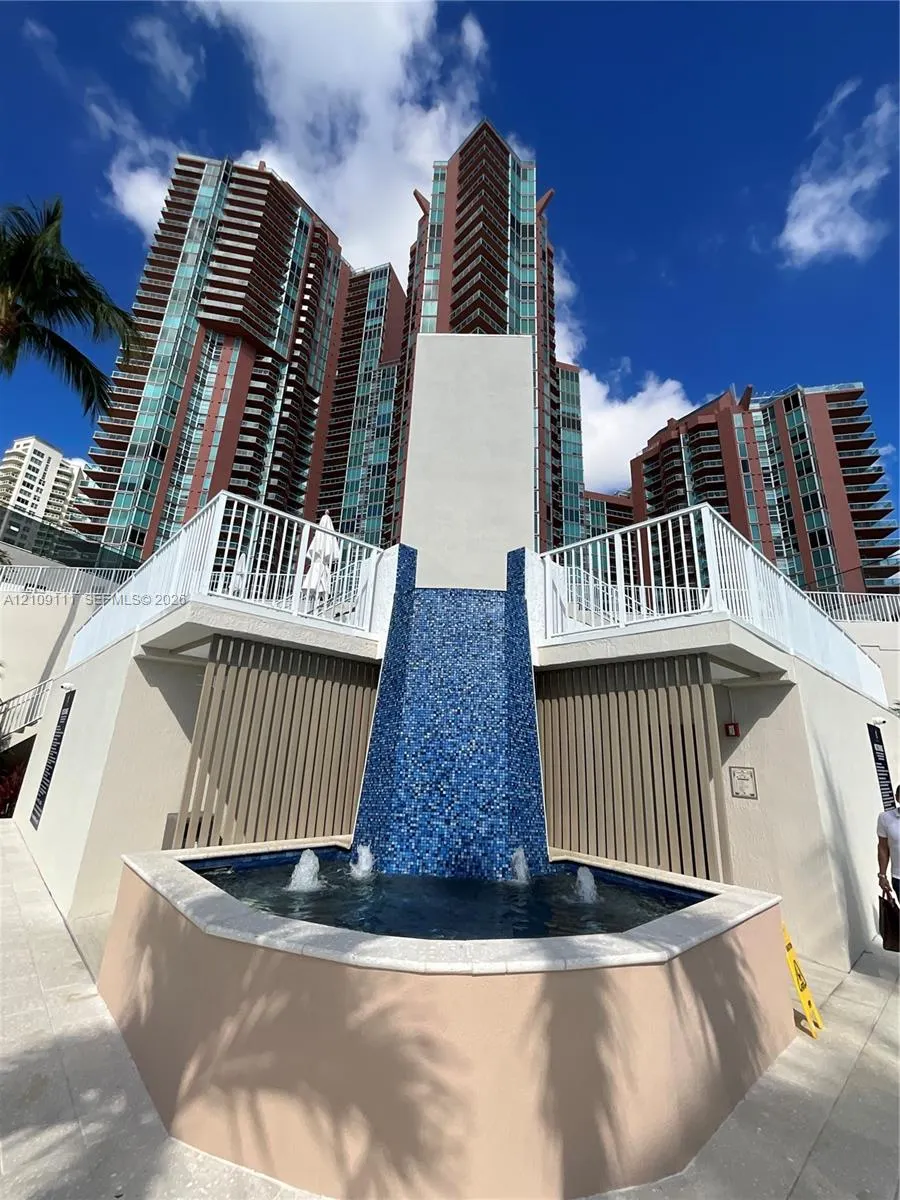 3370 Hidden Bay Drive #801