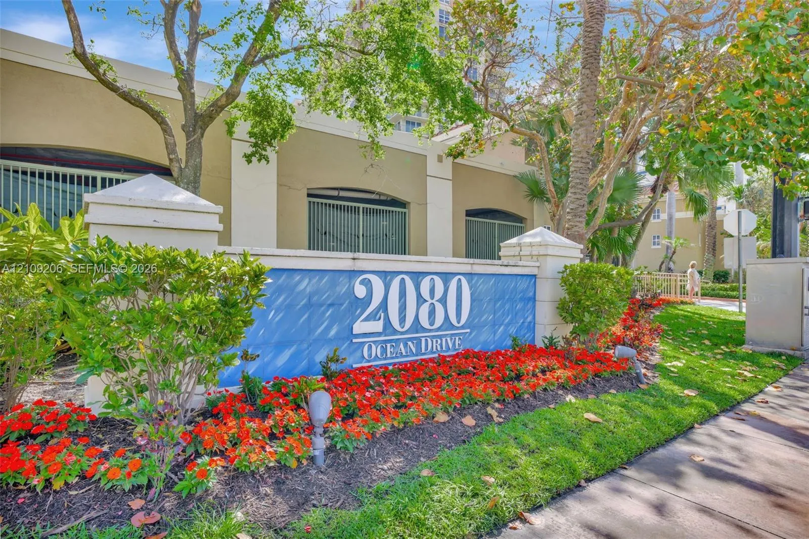2080 S Ocean Drive #112