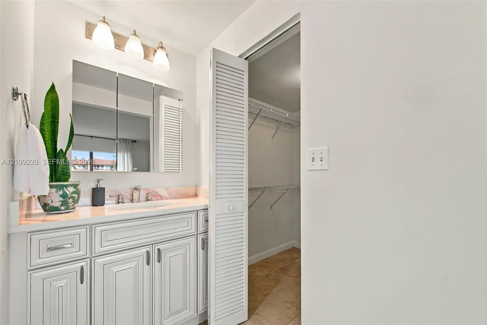 9301 Sunrise Lakes Boulevard #105