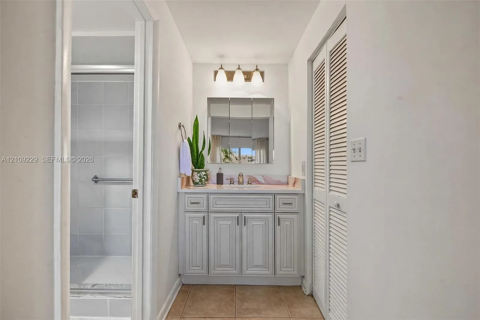 9301 Sunrise Lakes Boulevard #105