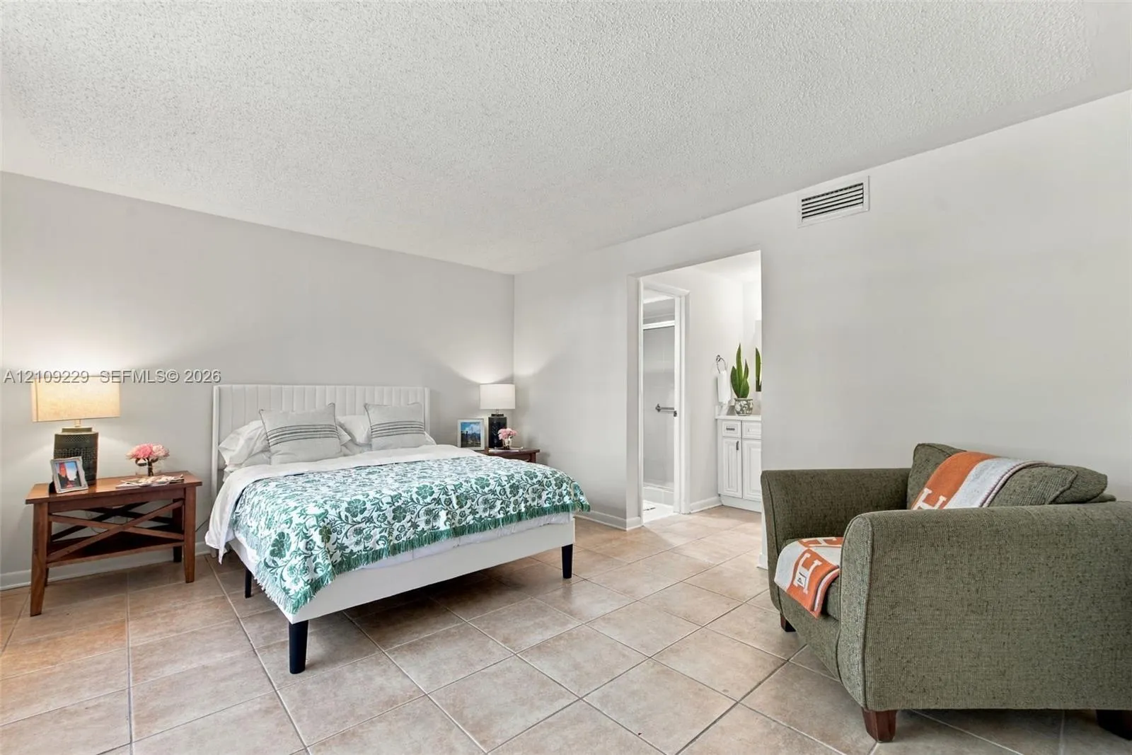 9301 Sunrise Lakes Boulevard #105