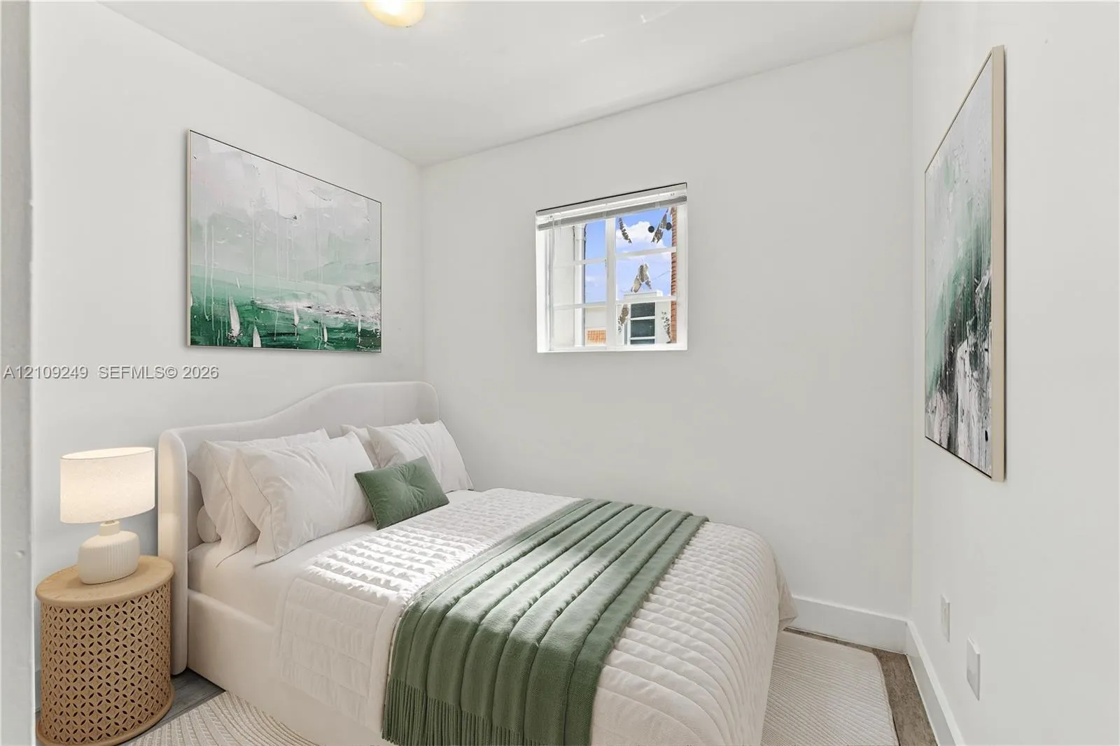 811 Jefferson Avenue #201