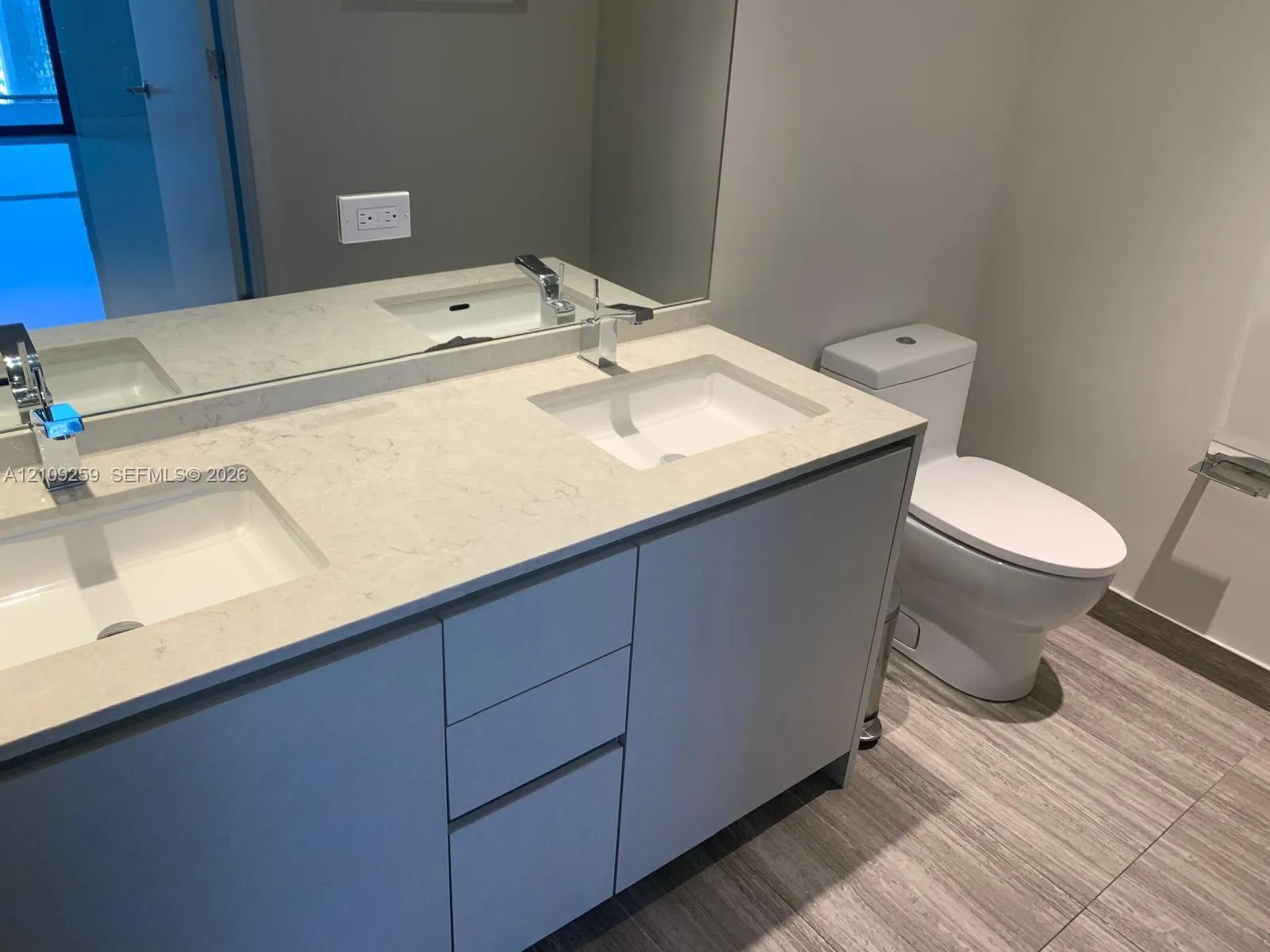 1010 Brickell Avenue #3704