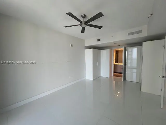 1010 Brickell Avenue #3704