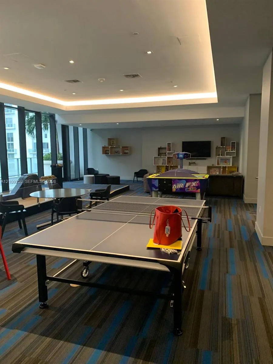 1010 Brickell Avenue #3704
