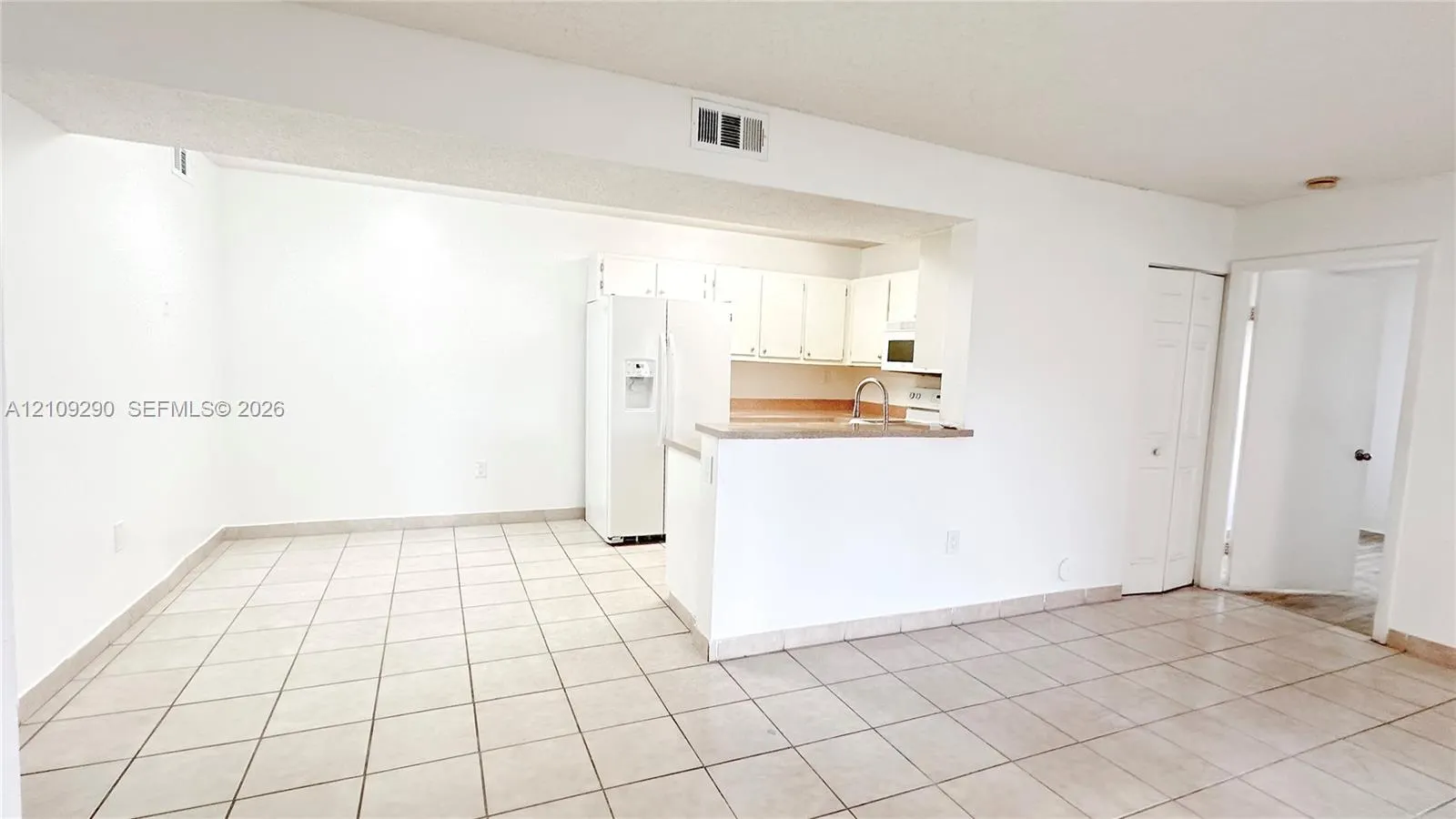 9491 S Palm Circle S #103
