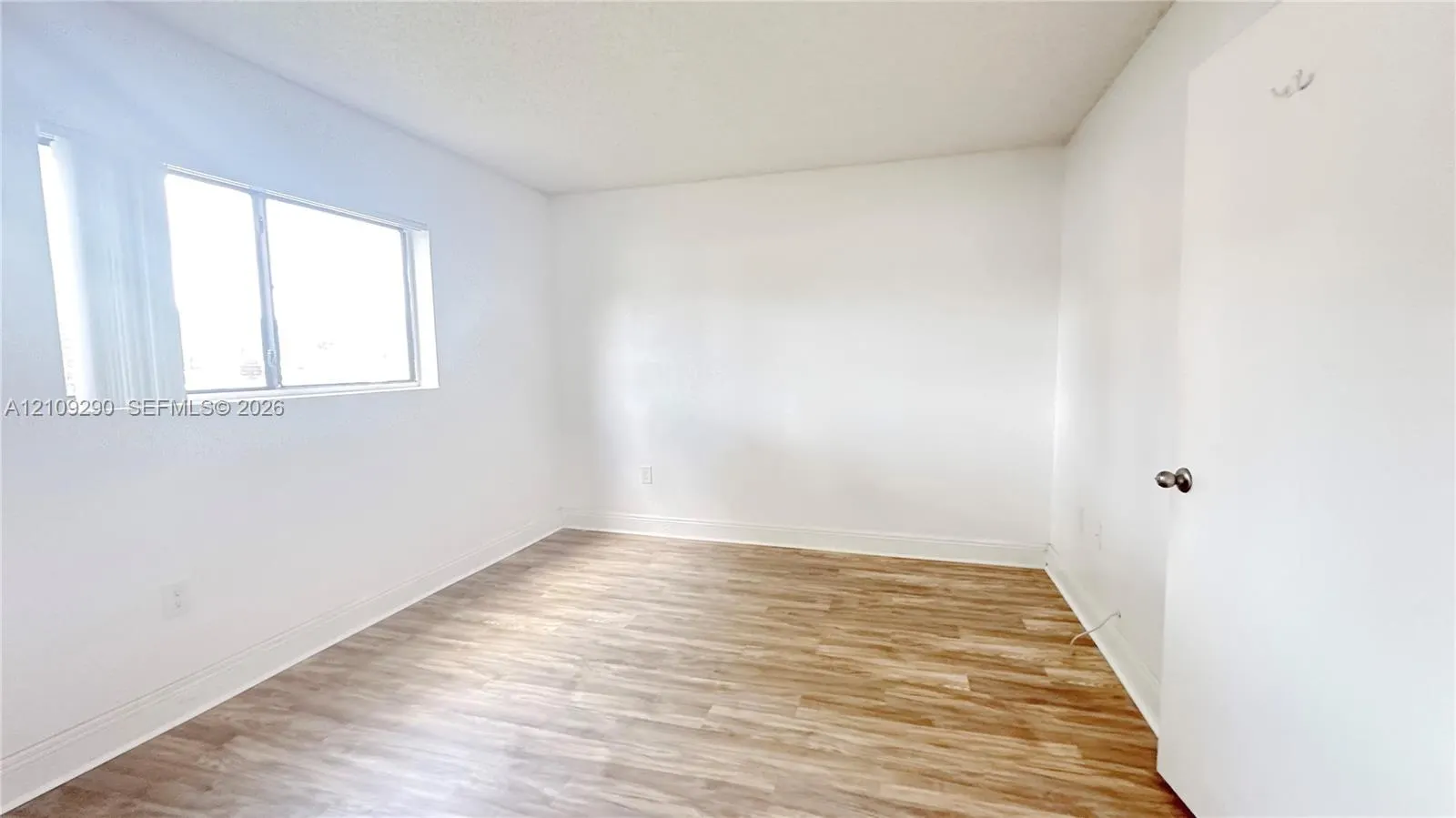 9491 S Palm Circle S #103