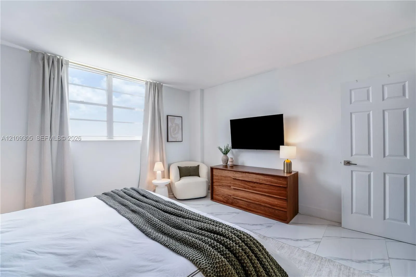 90 Edgewater Drive #1119