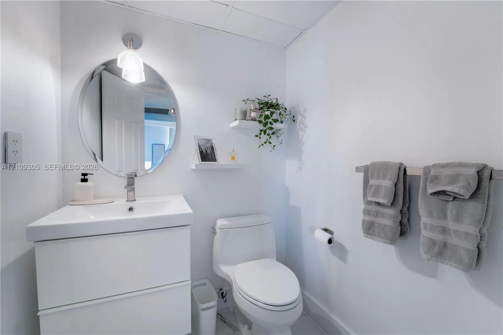 90 Edgewater Drive #1119