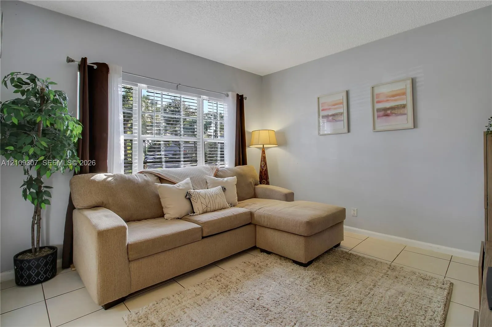 9561 Bradshaw Lane
