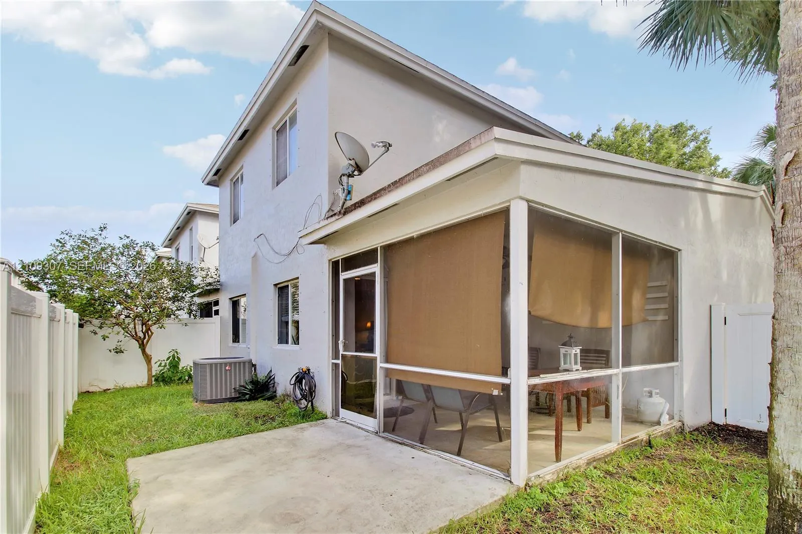 9561 Bradshaw Lane