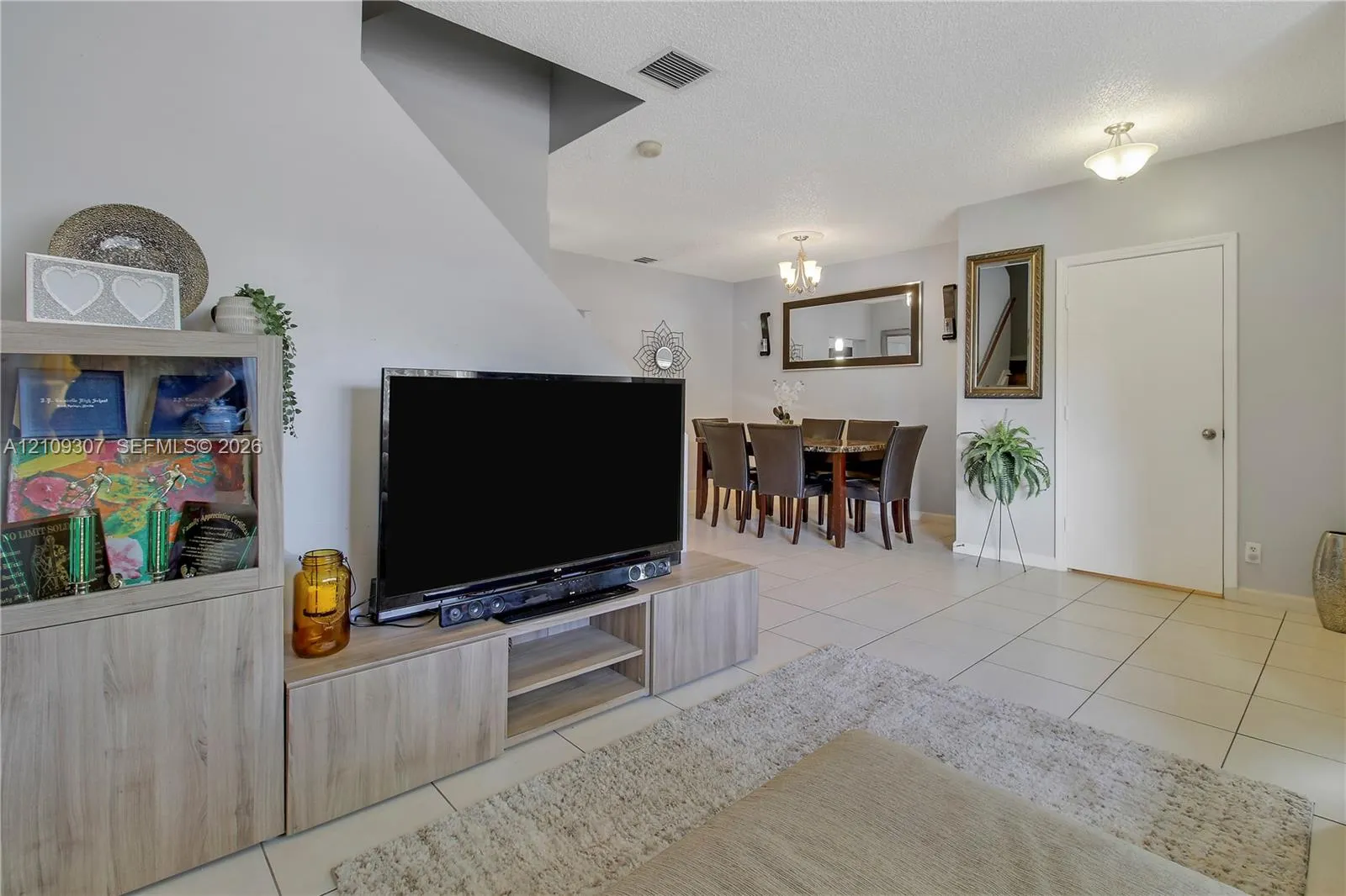 9561 Bradshaw Lane