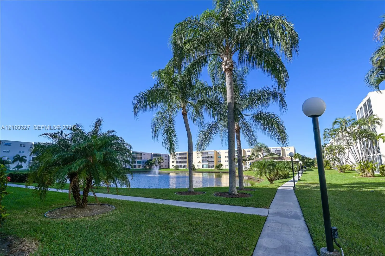 314 SE 10th Street #307