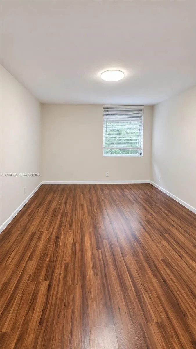 400 Commodore Drive #307