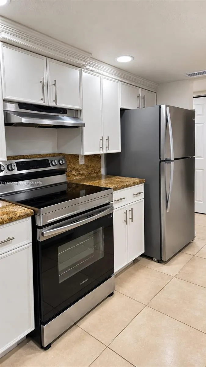 400 Commodore Drive #307