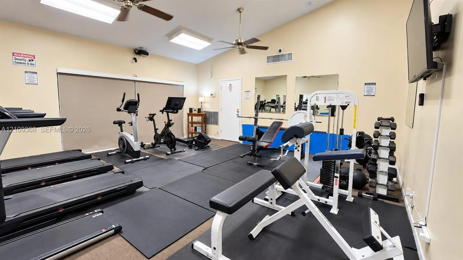 400 Commodore Drive #307