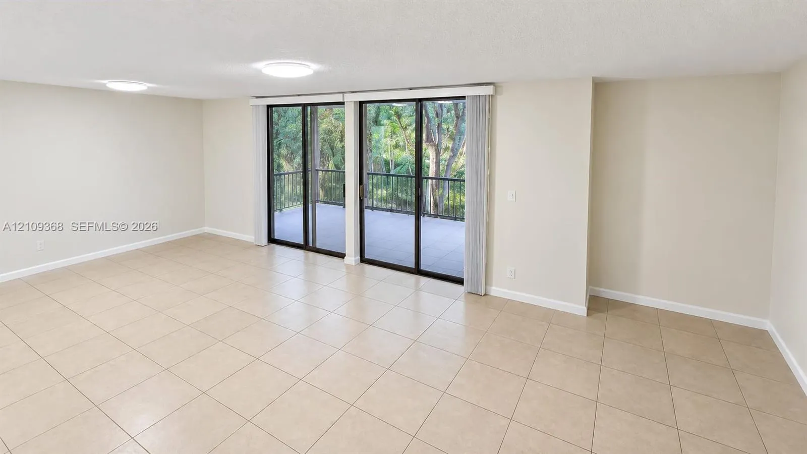 400 Commodore Drive #307