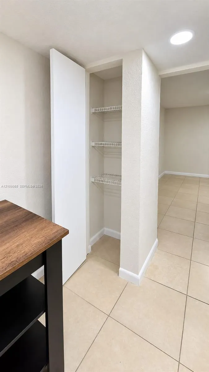 400 Commodore Drive #307