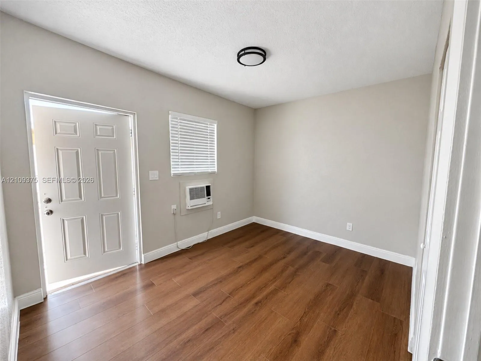 1940 Washington Avenue #14