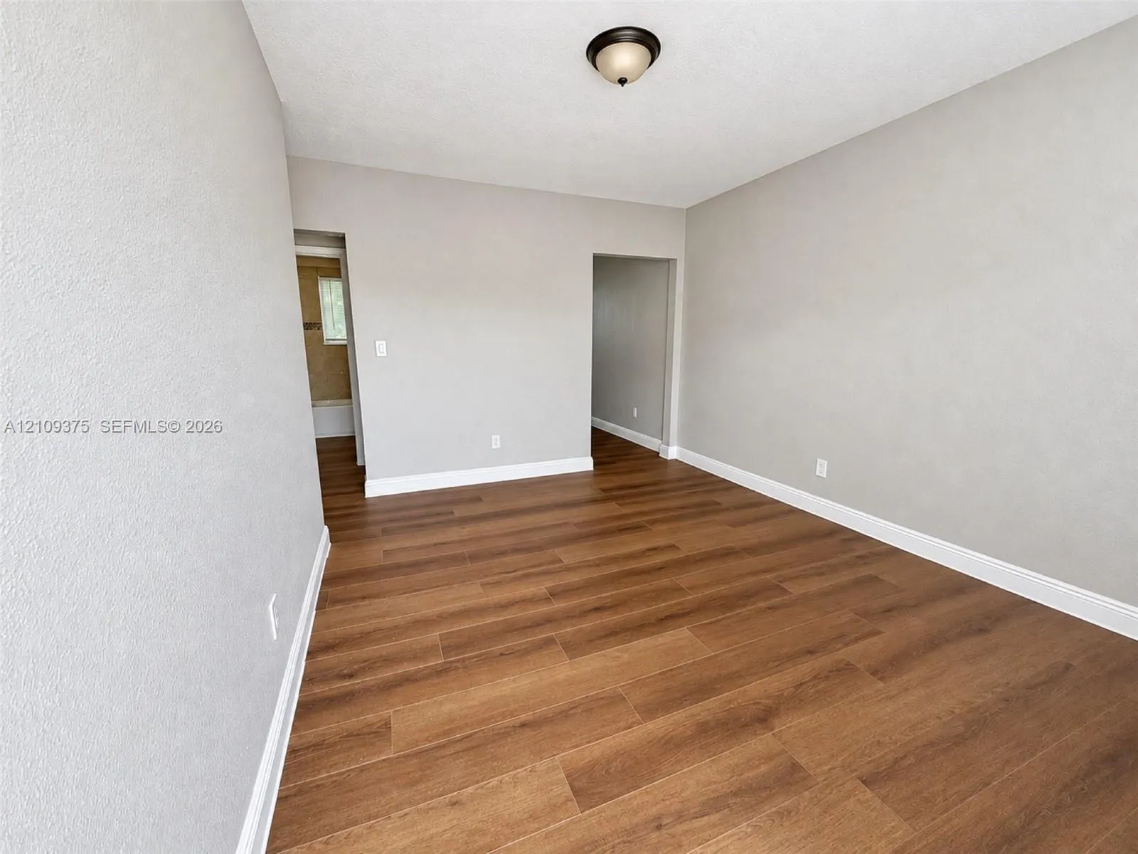 1940 Washington Avenue #14