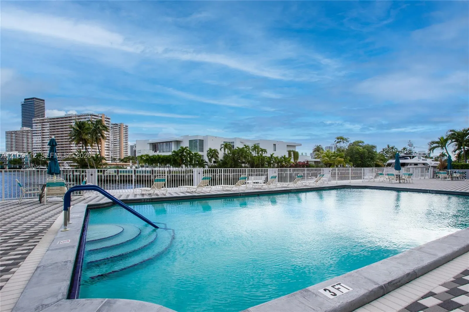 137 Golden Isles Drive #408