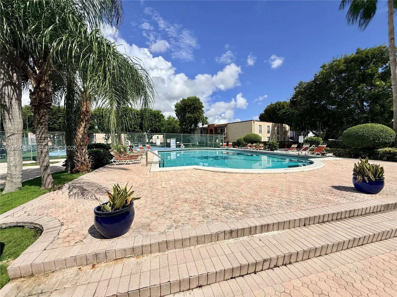10776 N Kendall Drive #F11