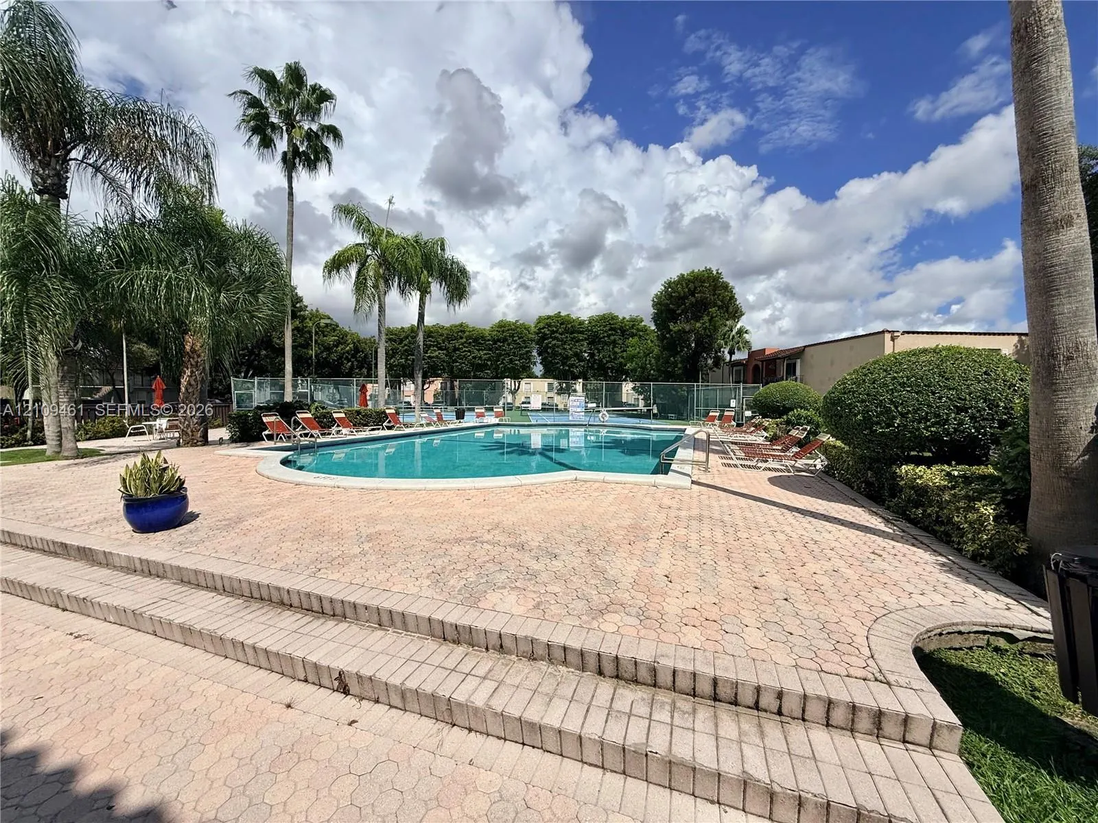 10776 N Kendall Drive #F11