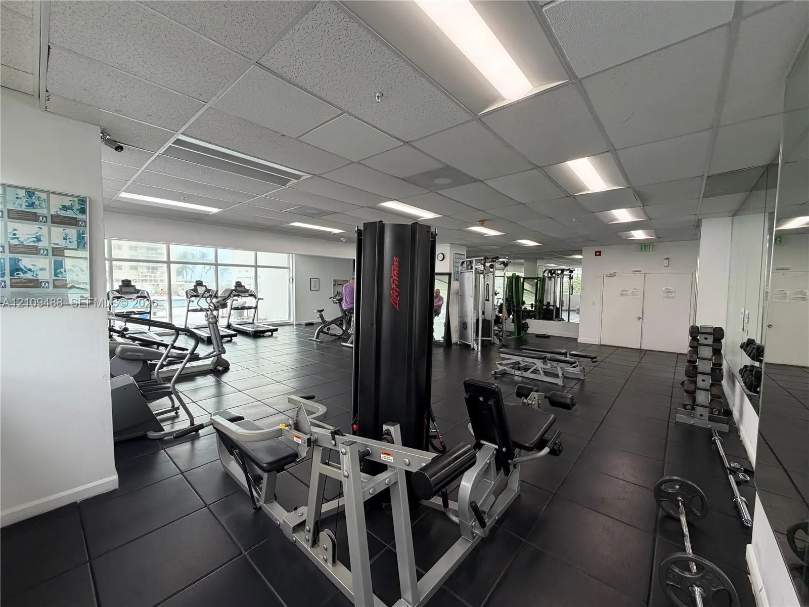 5601 Collins Avenue #CU-7B
