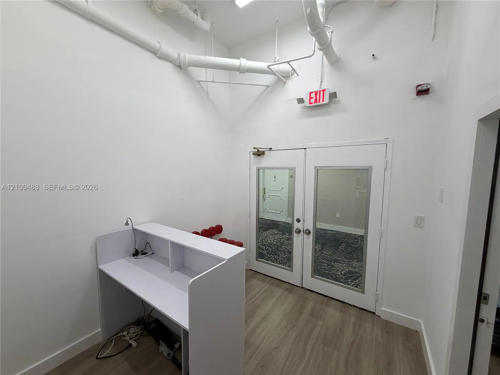 5601 Collins Avenue #CU-7B