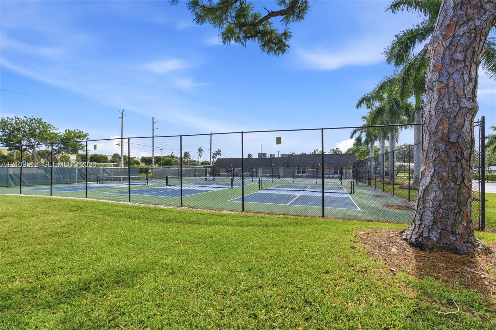 1541 NW 18th Avenue #101