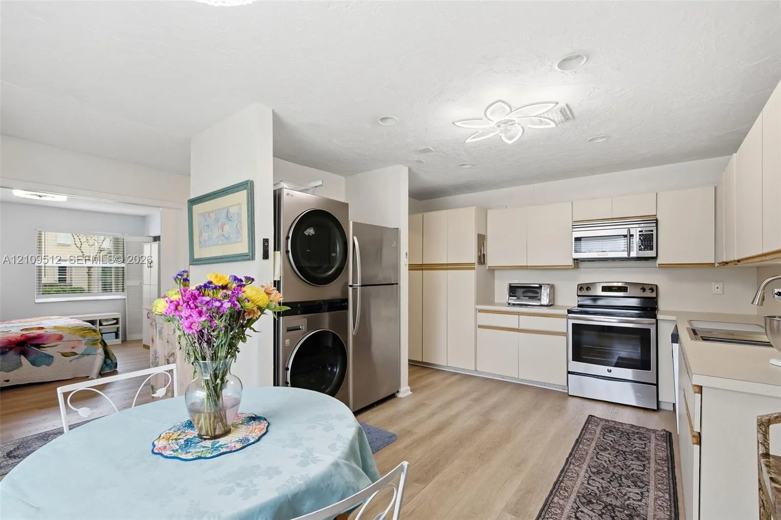 1541 NW 18th Avenue #101