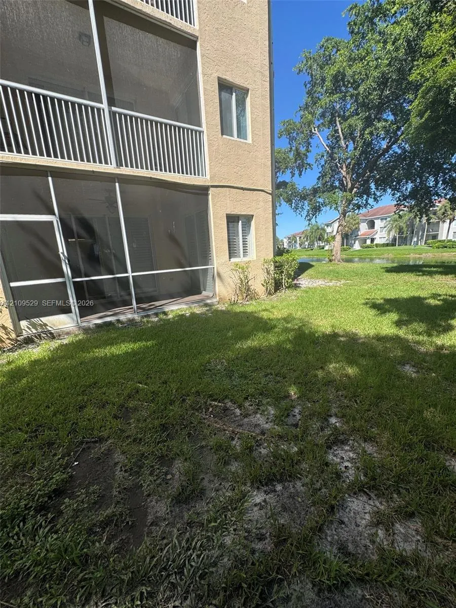 7775 Yardley Drive #108