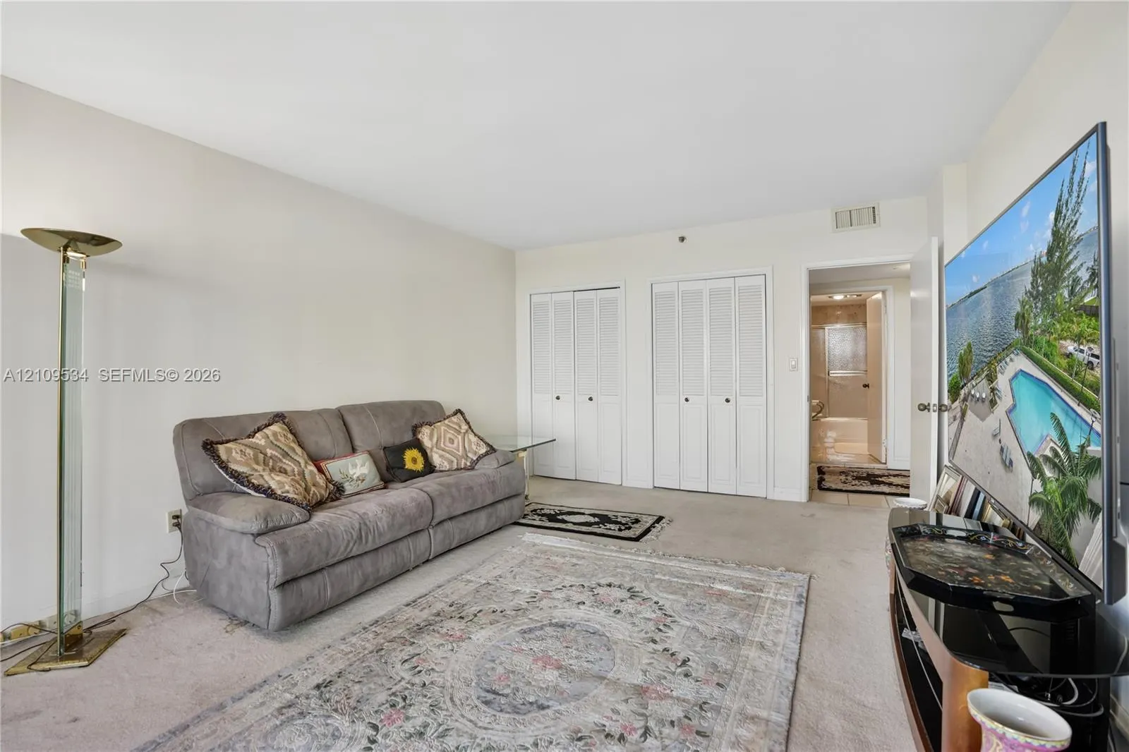 11113 Biscayne Boulevard #458