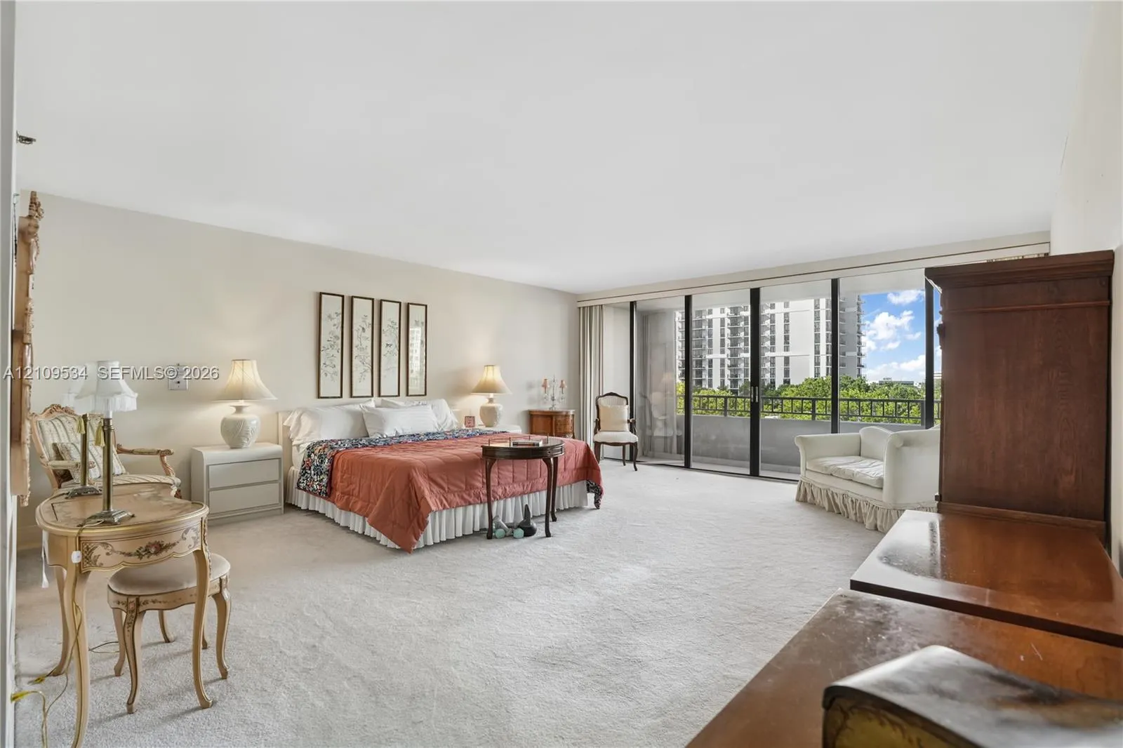 11113 Biscayne Boulevard #458