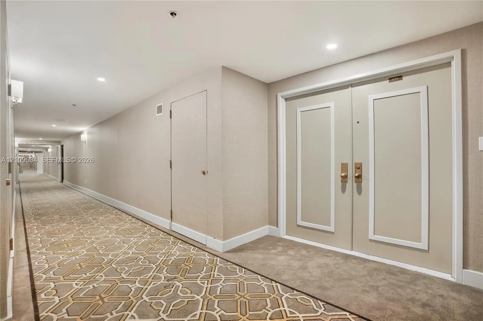 11113 Biscayne Boulevard #458