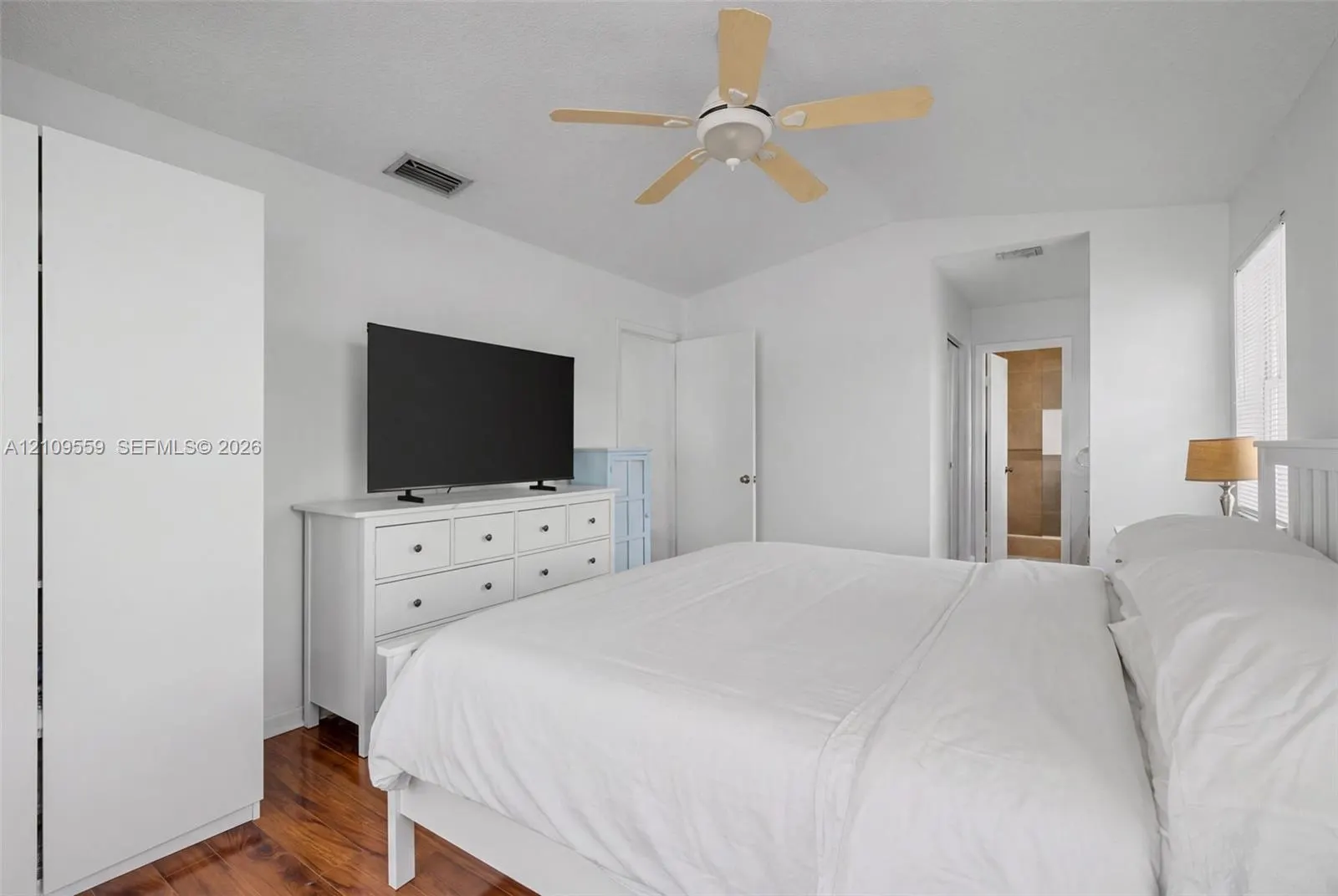 10217 NW 56th Street