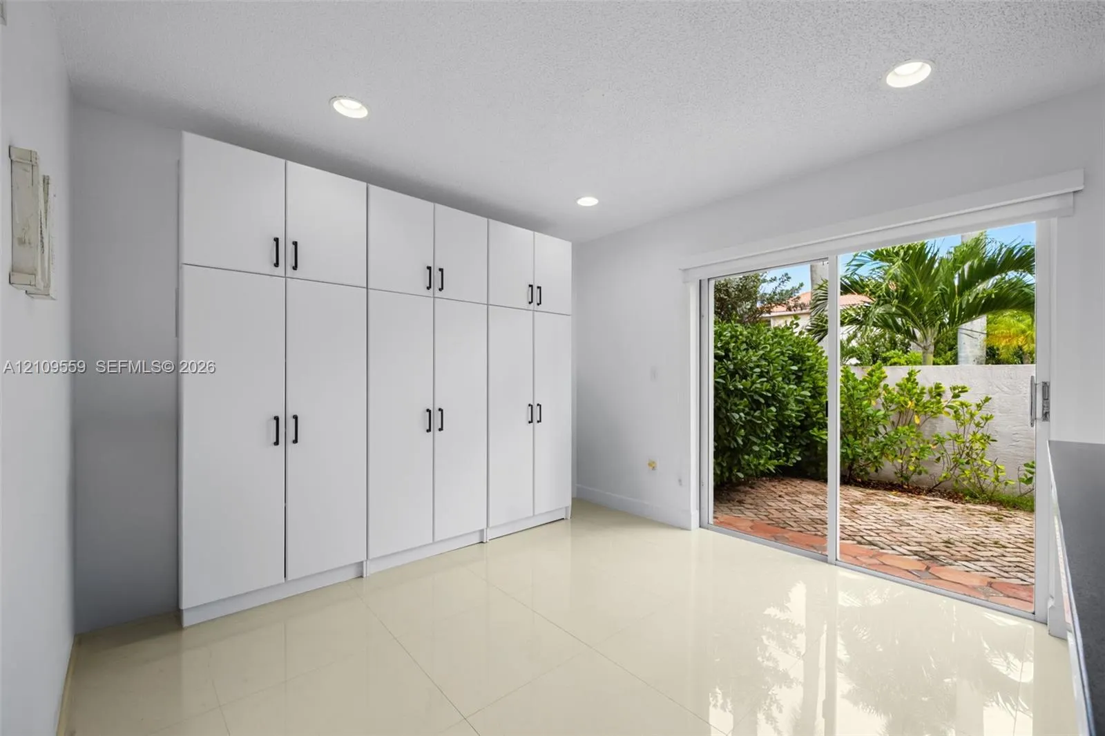 10217 NW 56th Street