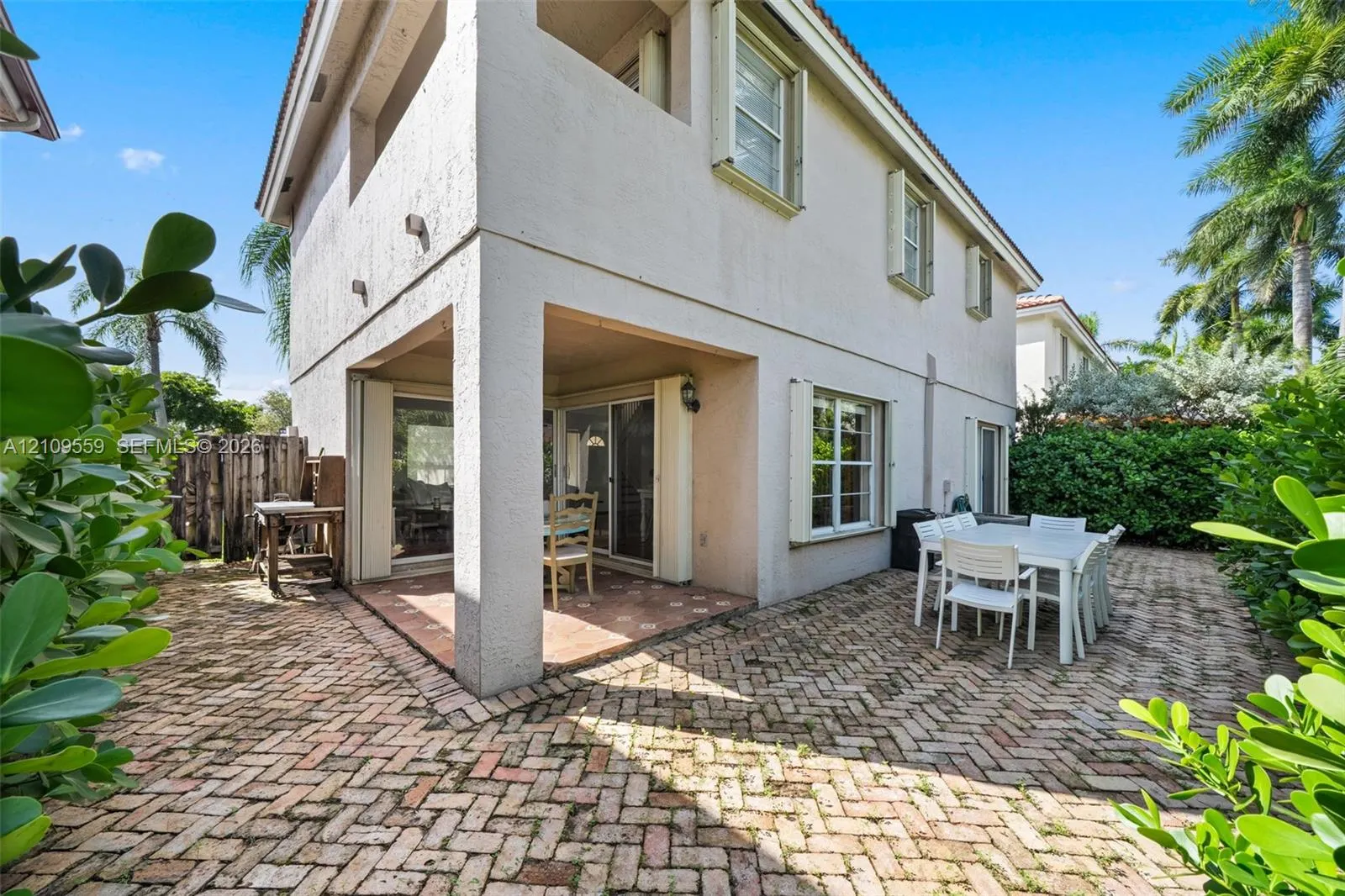 10217 NW 56th Street