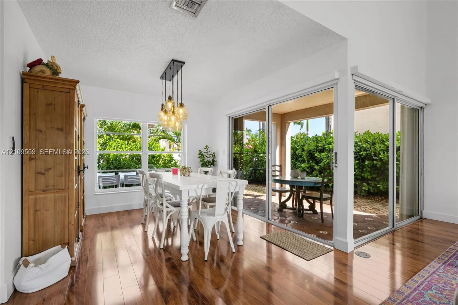 10217 NW 56th Street