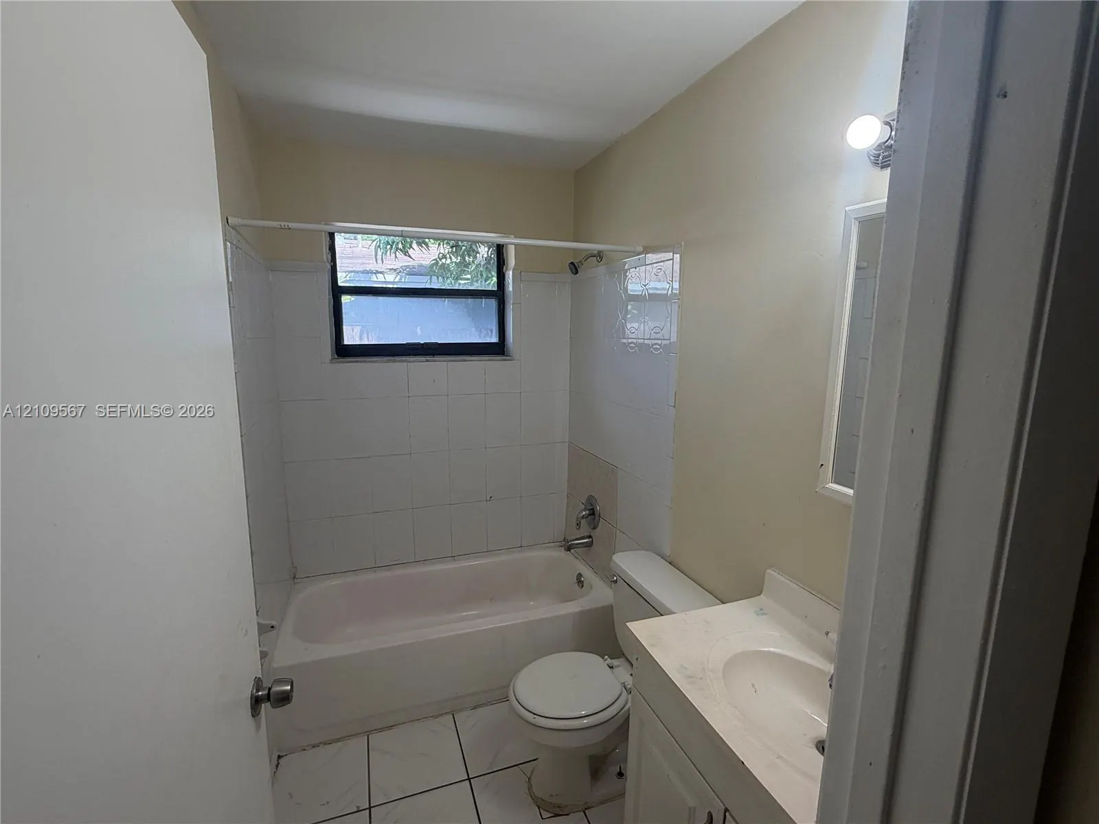1132 NE 5th Avenue #1