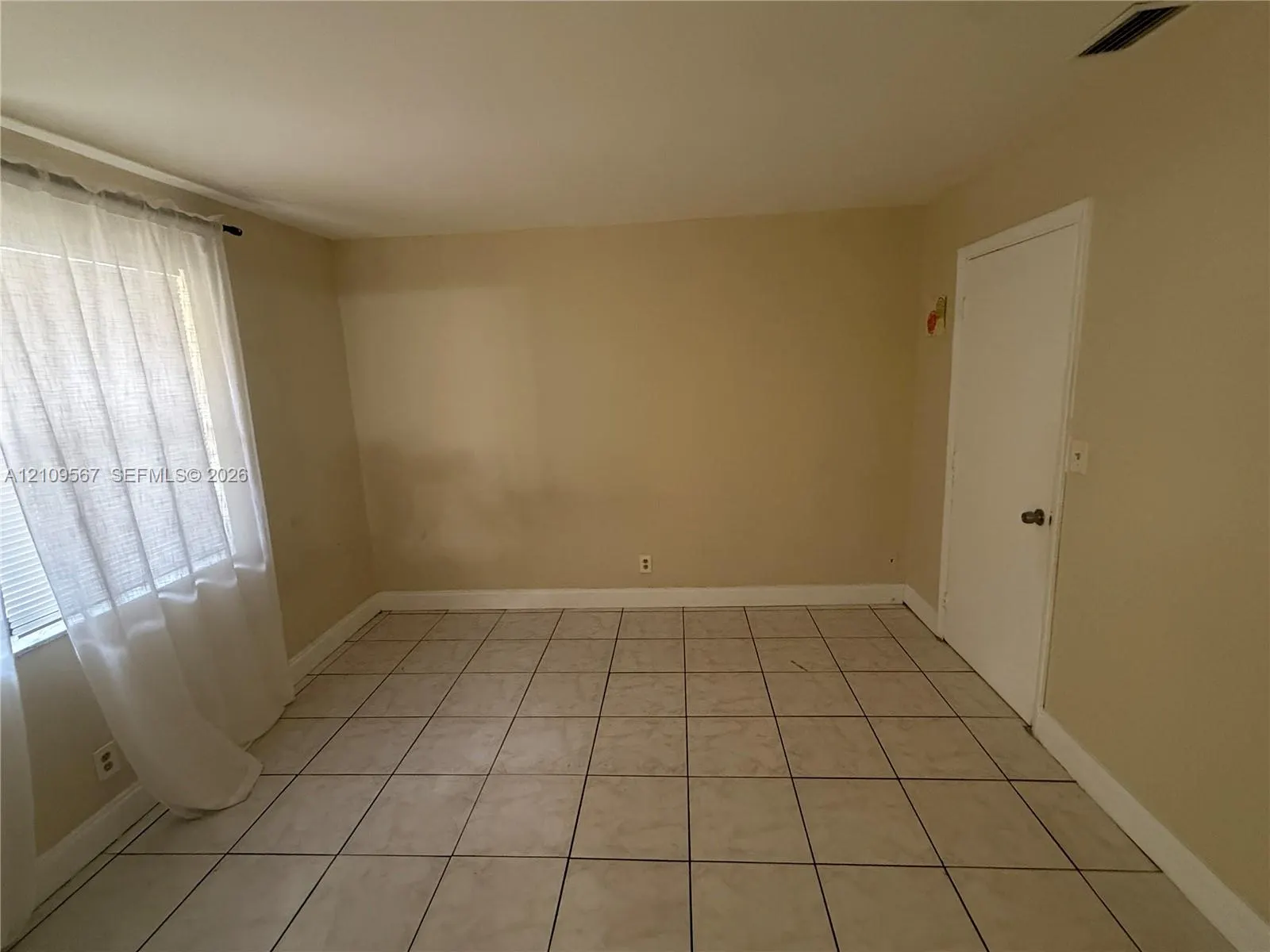 1132 NE 5th Avenue #1