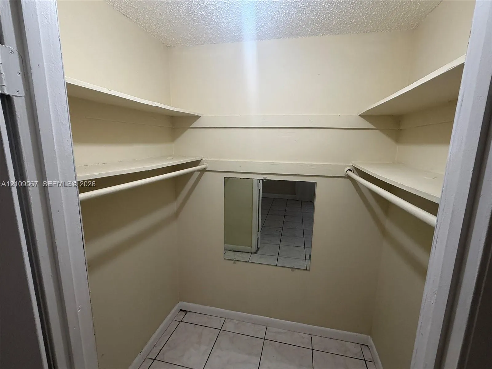 1132 NE 5th Avenue #1