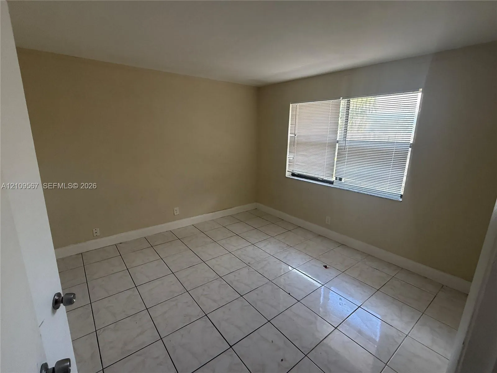1132 NE 5th Avenue #1