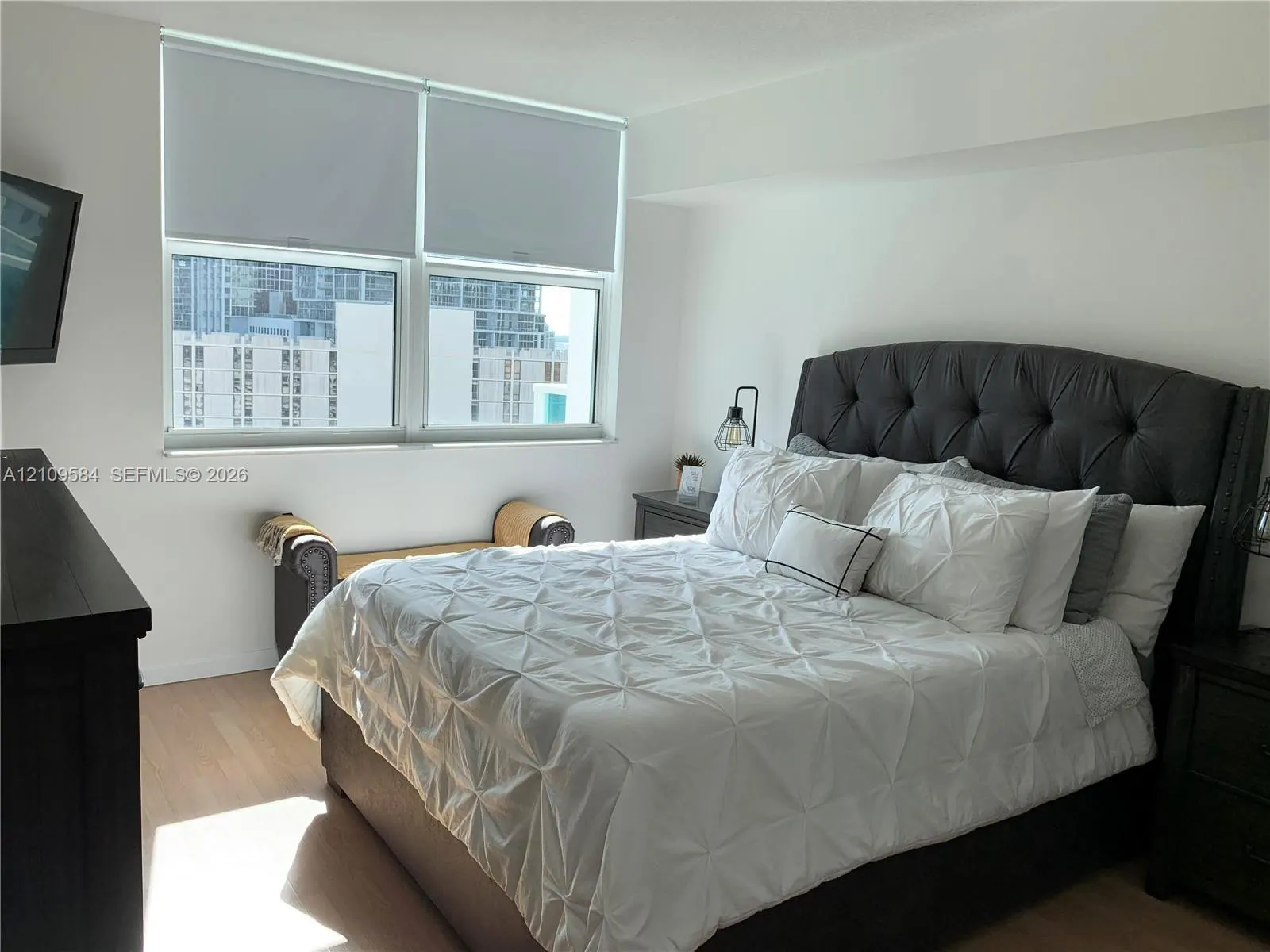 31 SE 5th Street #1608