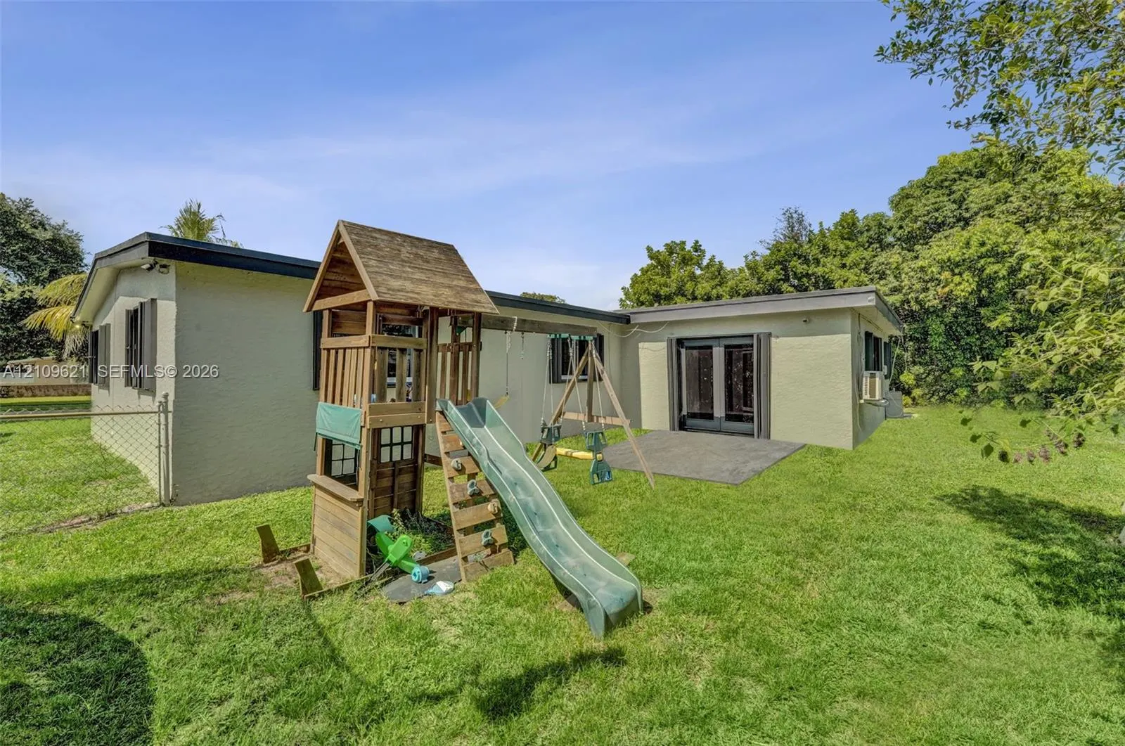 231 SW 64th Way