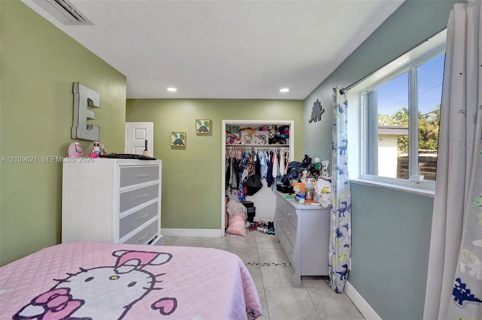 231 SW 64th Way