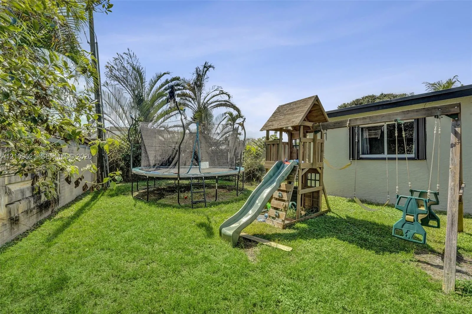 231 SW 64th Way