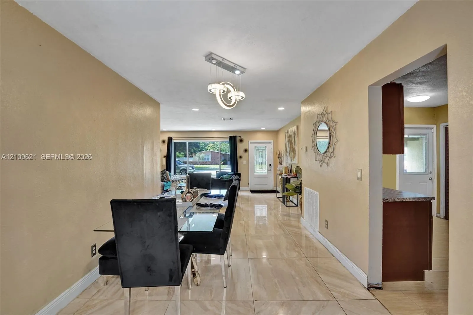 231 SW 64th Way